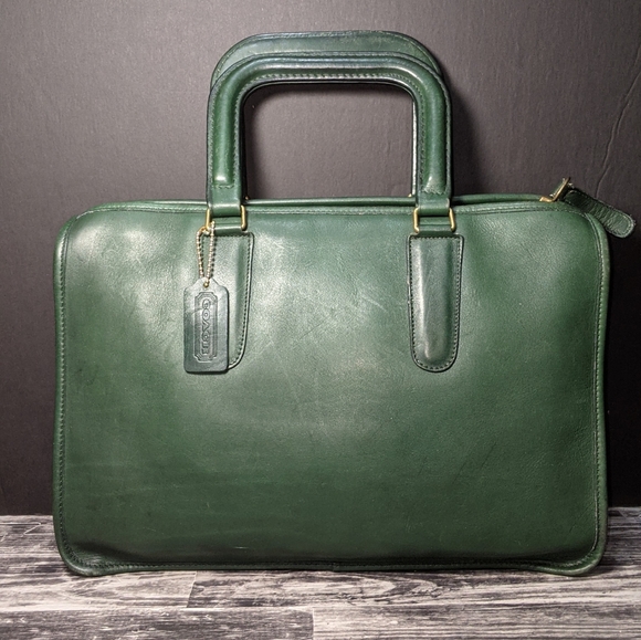 ๐ - Rare Vintage Coach Slim Satchel Large 9430 in HTF color! - Picture 2 of 7